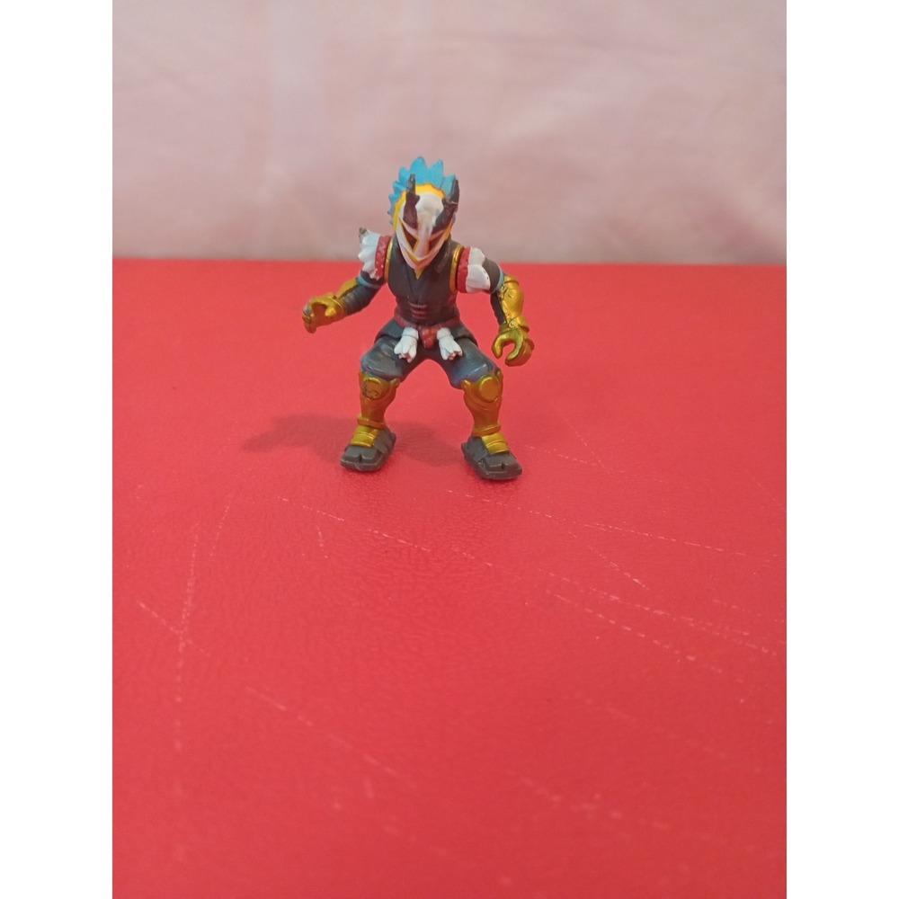 FORTNITE TARO 2.2" ACTION FIGURE PVC JAZWARES TOY